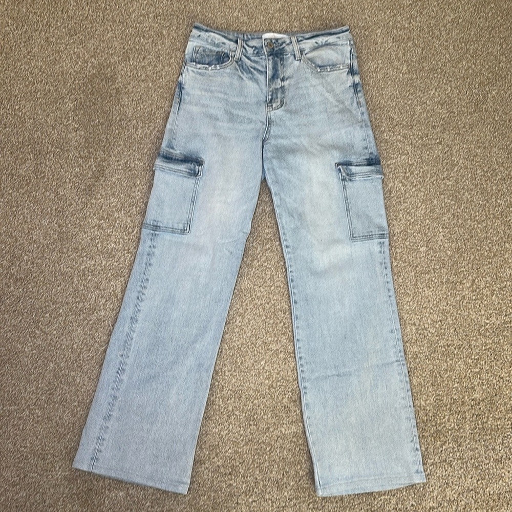 VERVET light wash cargo jeans